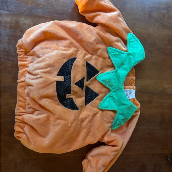 Pumpkin costume EUC - Picture 2 of 4